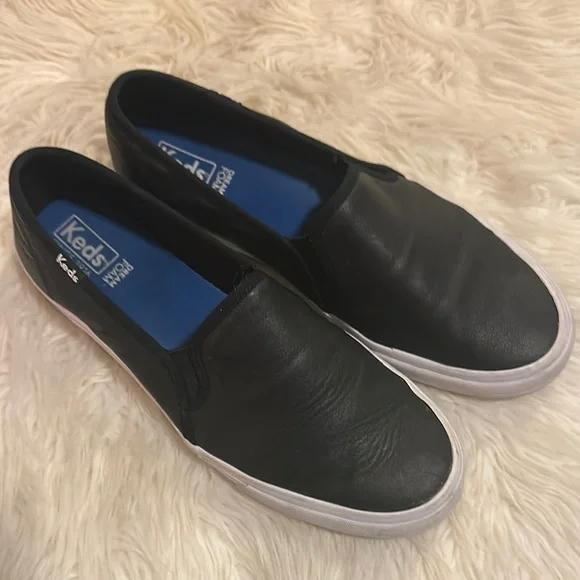 Keds Women’s Black Slip-On Shoes - Picture 2 of 3